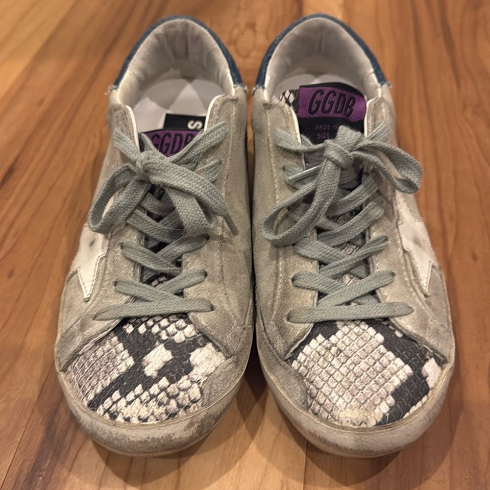 Snakeskin print 100% authentic Golden Goose sneakers
